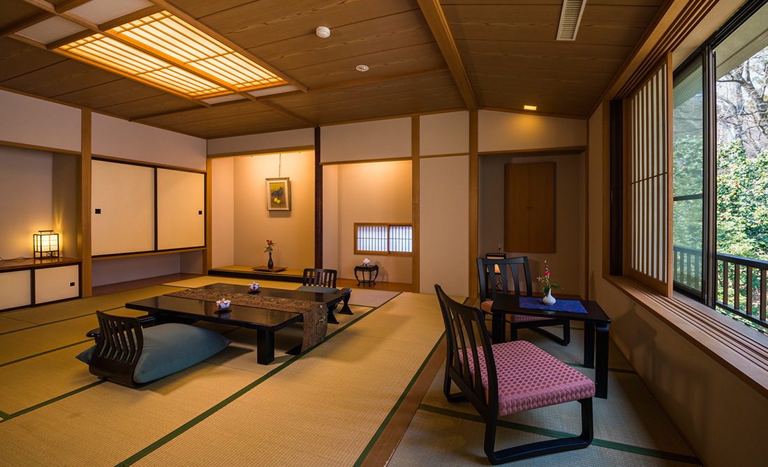 Casual Japanese-Style Room  East Building